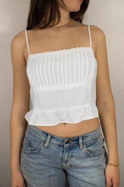 Crop top con balza