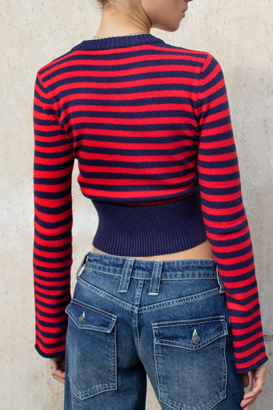 Maglione crop maniche flare