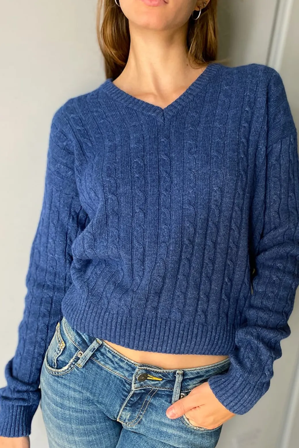 Maglione trecce scollo a V