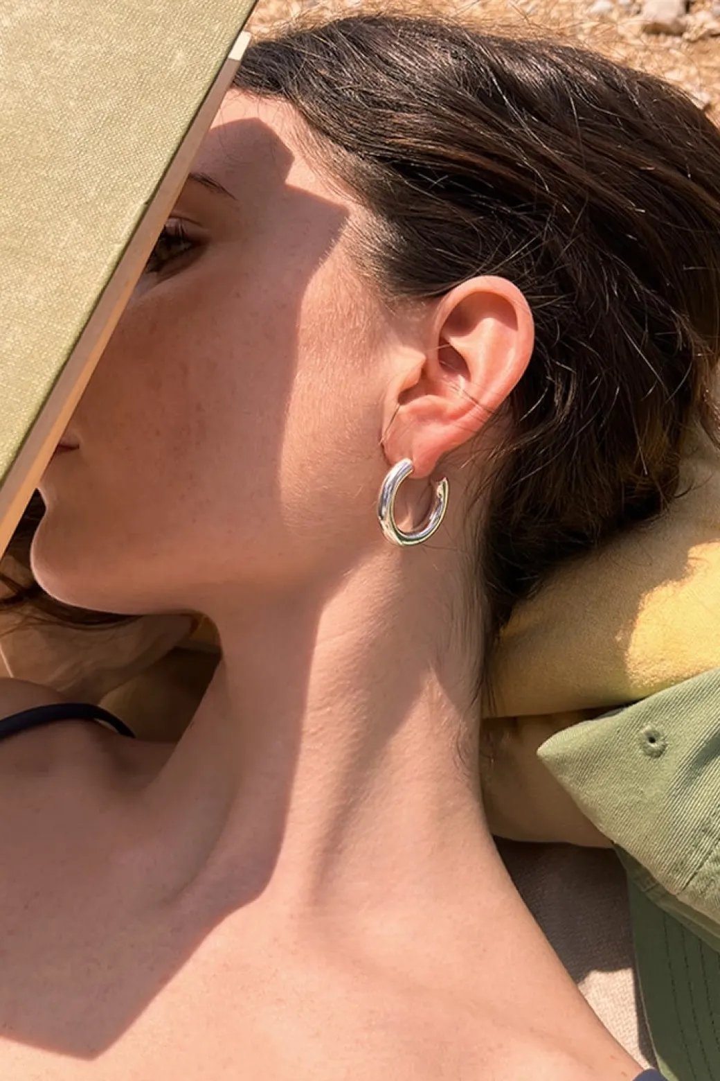 Orecchini a cerchio spessi