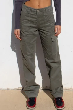 Pantaloni cargo
