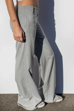 Pantaloni low waist