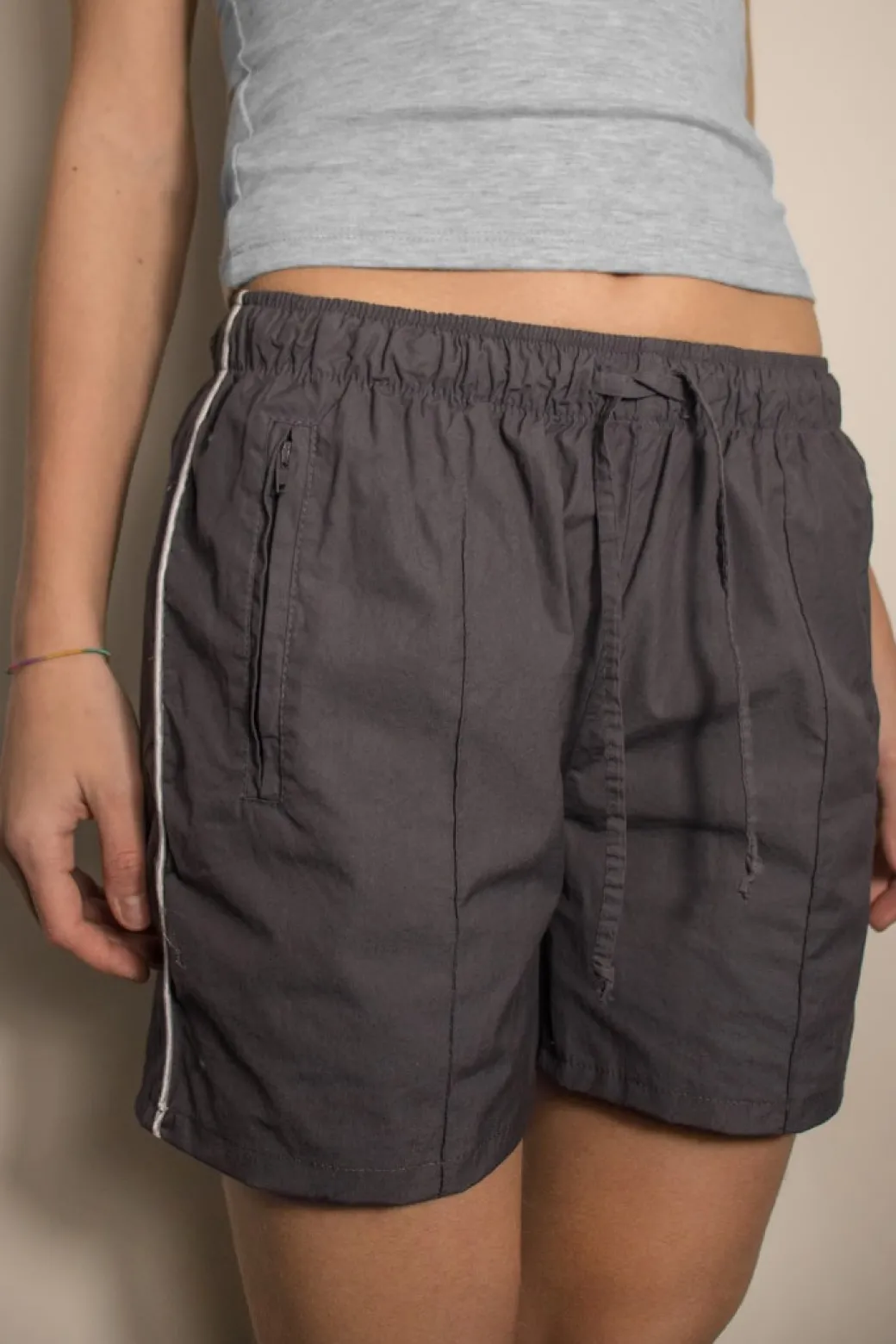 Shorts cucitura laterale