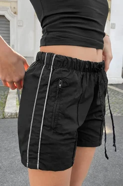 Shorts cucitura laterale