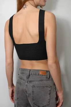 Top scollo sul retro