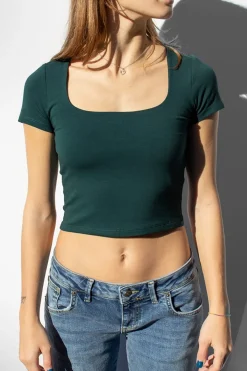 T-shirt crop scollo quadrato