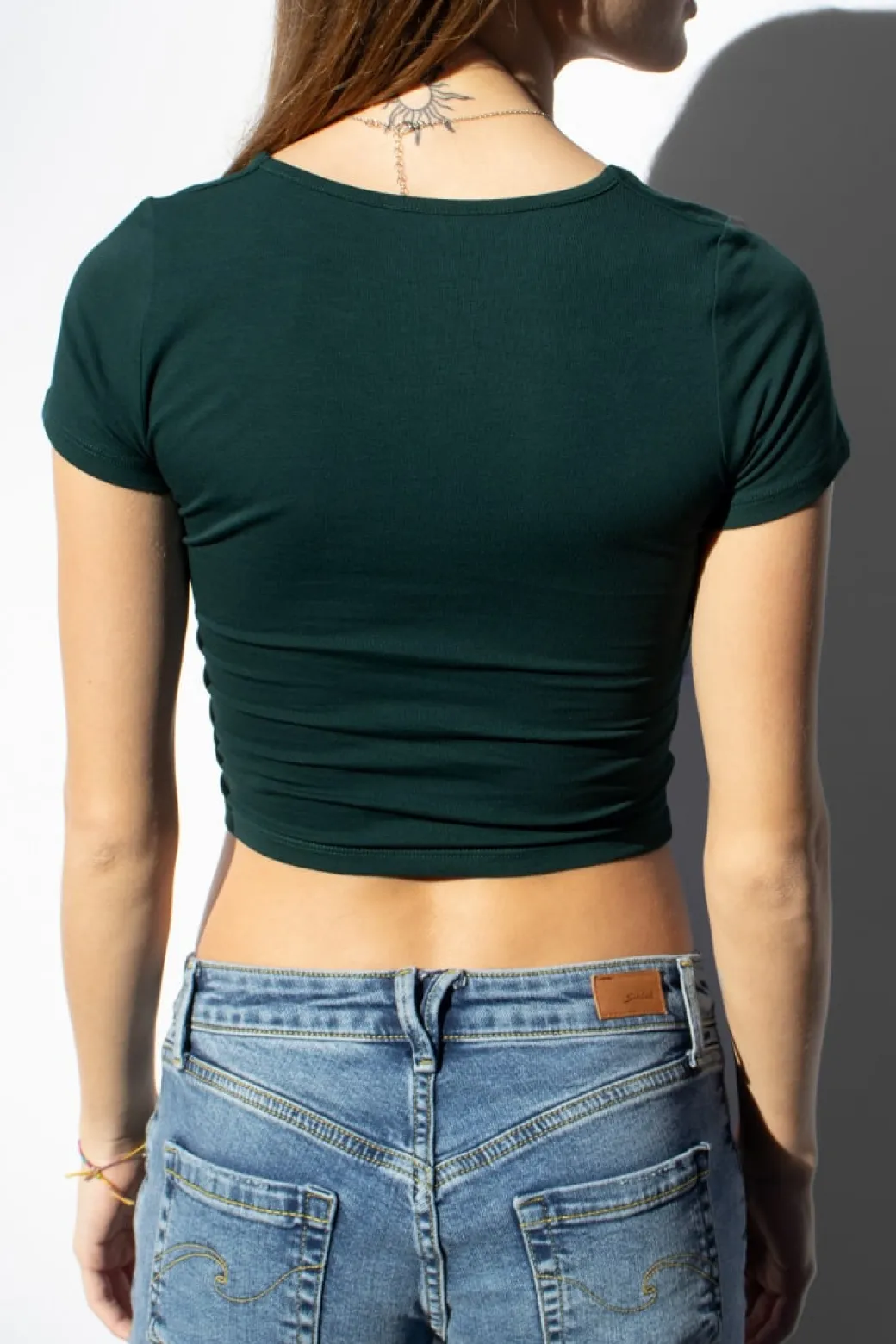 T-shirt crop scollo quadrato