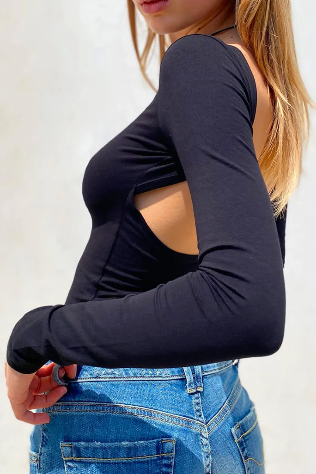 T-shirt scollo a barchetta