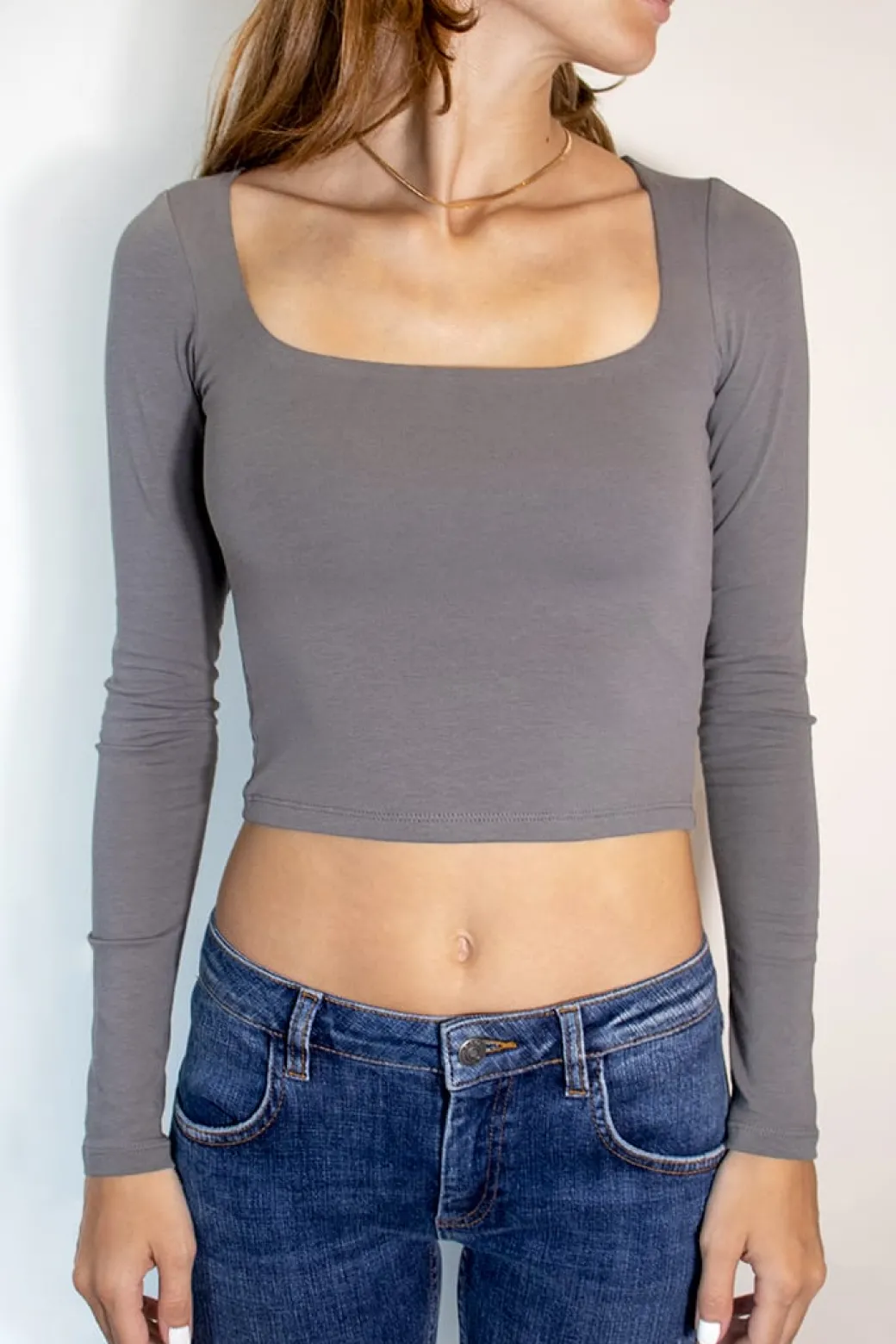 T-shirt scollo quadrato