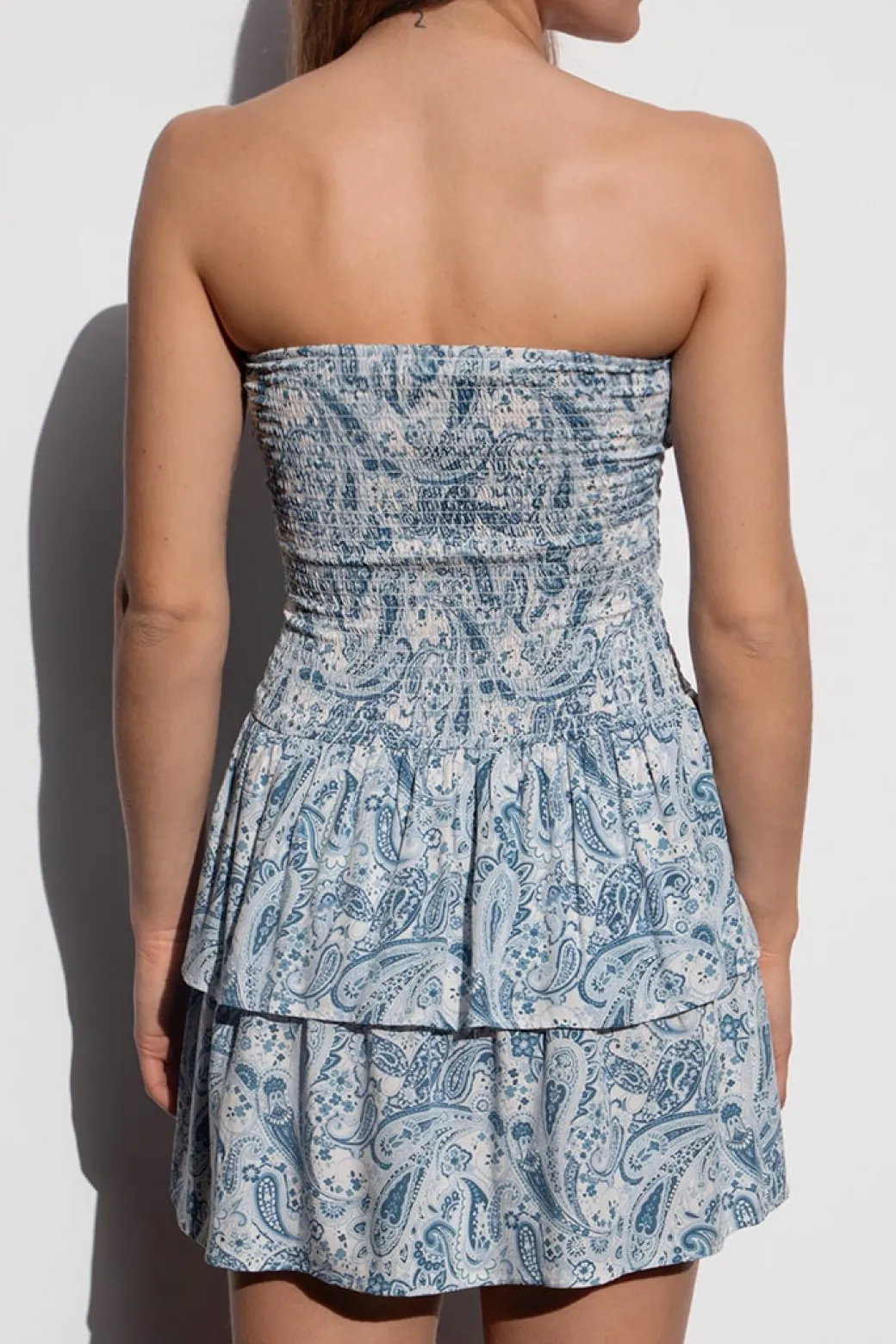 Vestito fili elastici